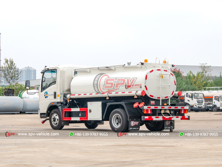 Howo Light Refuel Tank Truck - Rear Left Side